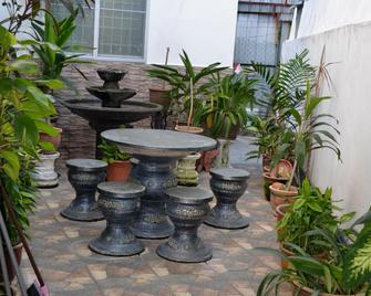 Megastar Inn Vacation Stay - Kangar - Building
