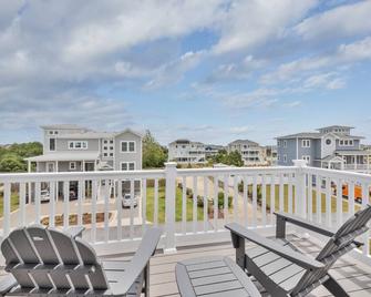 1542 - Southern Blue Crab by Resort Realty - Corolla - Balcony