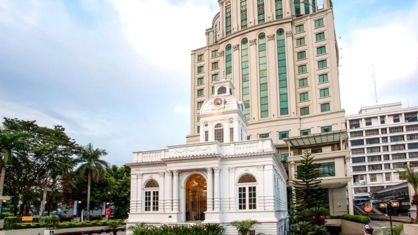 Grand City Hall Hotel & Serviced Residences