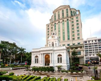 Grand City Hall Hotel & Serviced Residences - מדאן