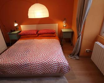 Andres Guest house Sanremo - Sanremo - Habitación