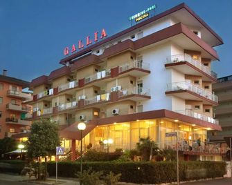 Club Hotel Gallia - Cesenatico - Edificio
