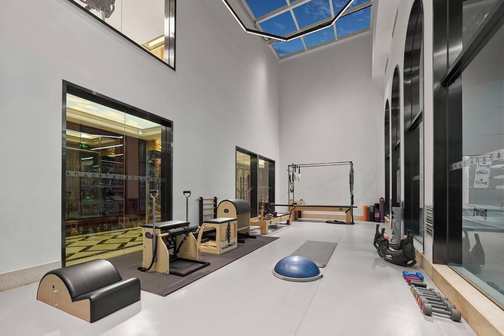 Gym view of Poly Plaza Hotel