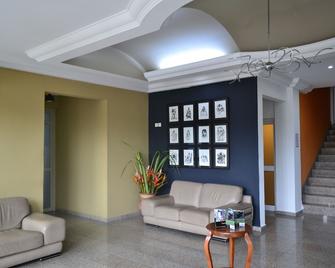 Futuris Hotel - Duala - Lobby