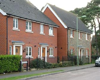 Thistle Cottage - Mildenhall - Building