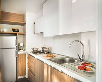 Aminess Style Camping Atea Glamping & Holiday Homes - Njivice - Cuisine