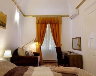 Little Vienna Gold Apartment - Varaždin - Bedroom