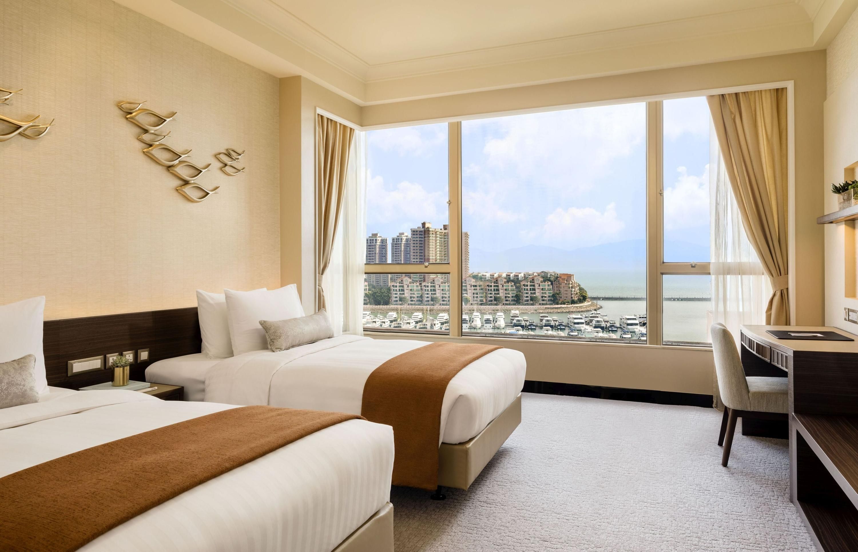 Hong Kong Gold Coast Hotel - Hong Kong