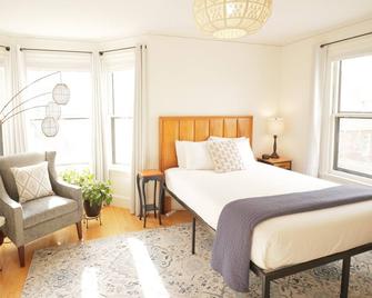Skolfield Inn | Parking | Self-check-in | Garden 3 - Portland - Ložnice