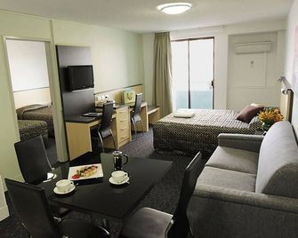 كومفرت إن آند سويتس غودإيرث بيرث - برث - غرفة نوم