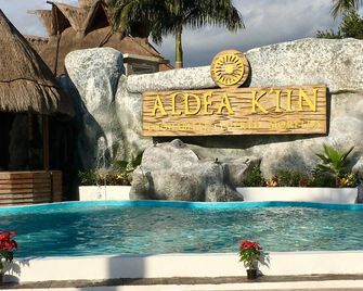 relax,24security,ac,tv,wi-fi,big housefor large groups 10 people - Puerto Morelos - Piscina