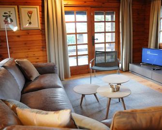 Wonderful house with sauna, barbeque & garden | Pets are welcome - Rendeux - Wohnzimmer