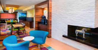 Fairfield Inn & Suites by Marriott Quincy - Quincy - Vardagsrum