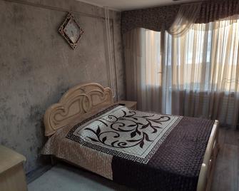 Hostel Podsolnuh - Barnaul - Bedroom