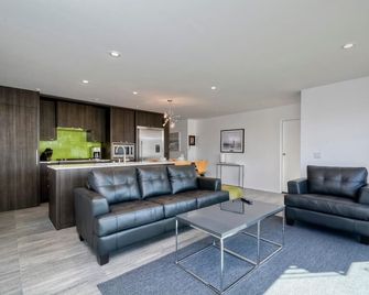 Wind (1 bedroom / 1 bath) - Carlsbad - Living room