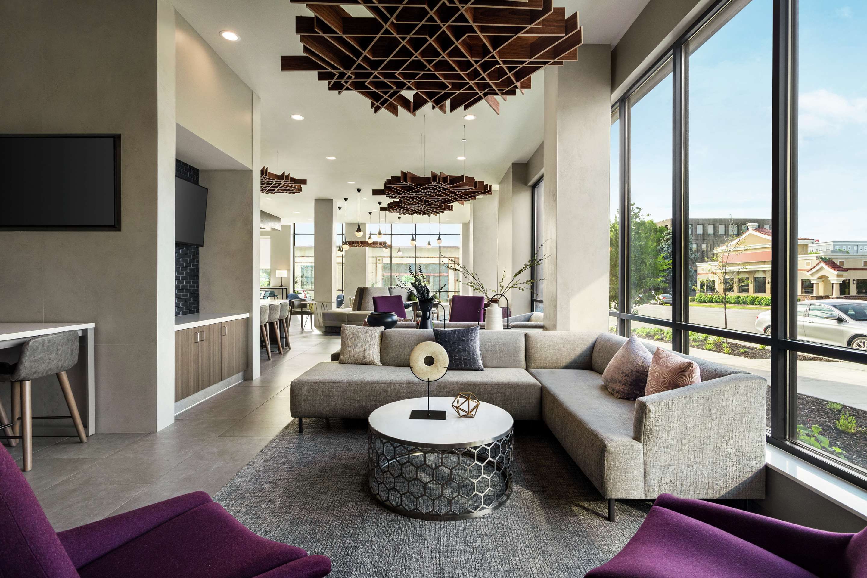 Home2 Suites By Hilton Minneapolis University Area thumbnail 2