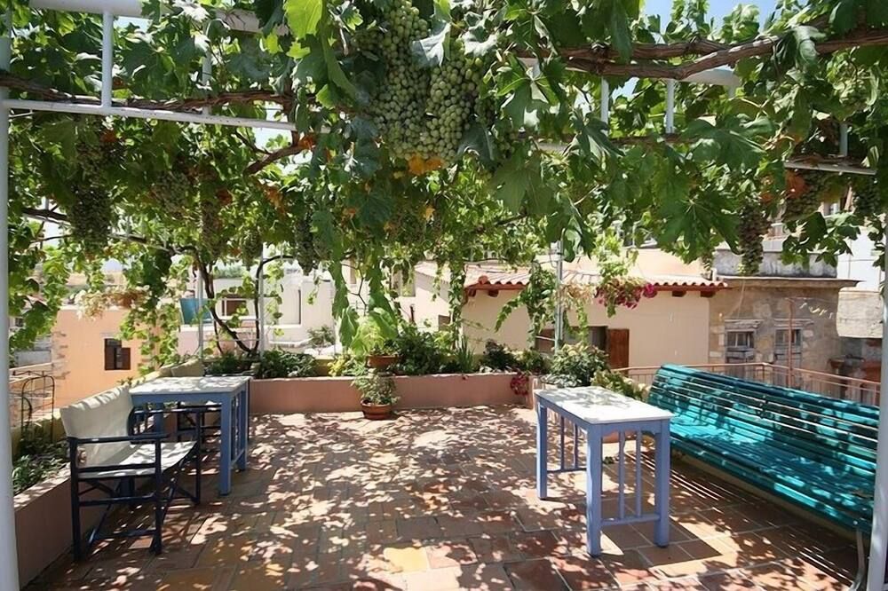 Nostos Hotel - חאניה - פטיו