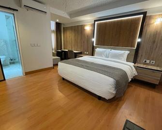 Winpher By Aa91 - Uyo - Bedroom