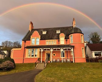 غلين تاور لور أوبزرفاتوري - فورت ويليام - مبنى