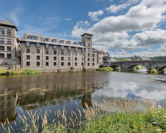 The Riverside - Kendal - Building