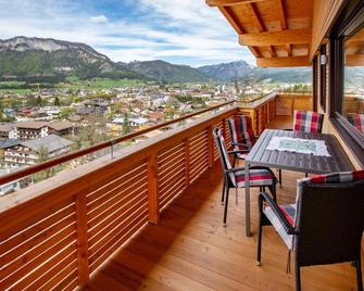 Romantik Aparthotel Sonnleitn - St. Johann in Tirol - Balcón