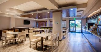 Wingate by Wyndham Orlando International Airport - Orlando - Restaurante