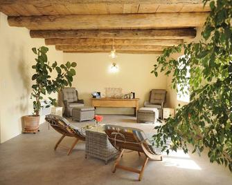 Suite romantique dans centre de bien-être Au chant de l'eau - Saint-Bérain - Patio