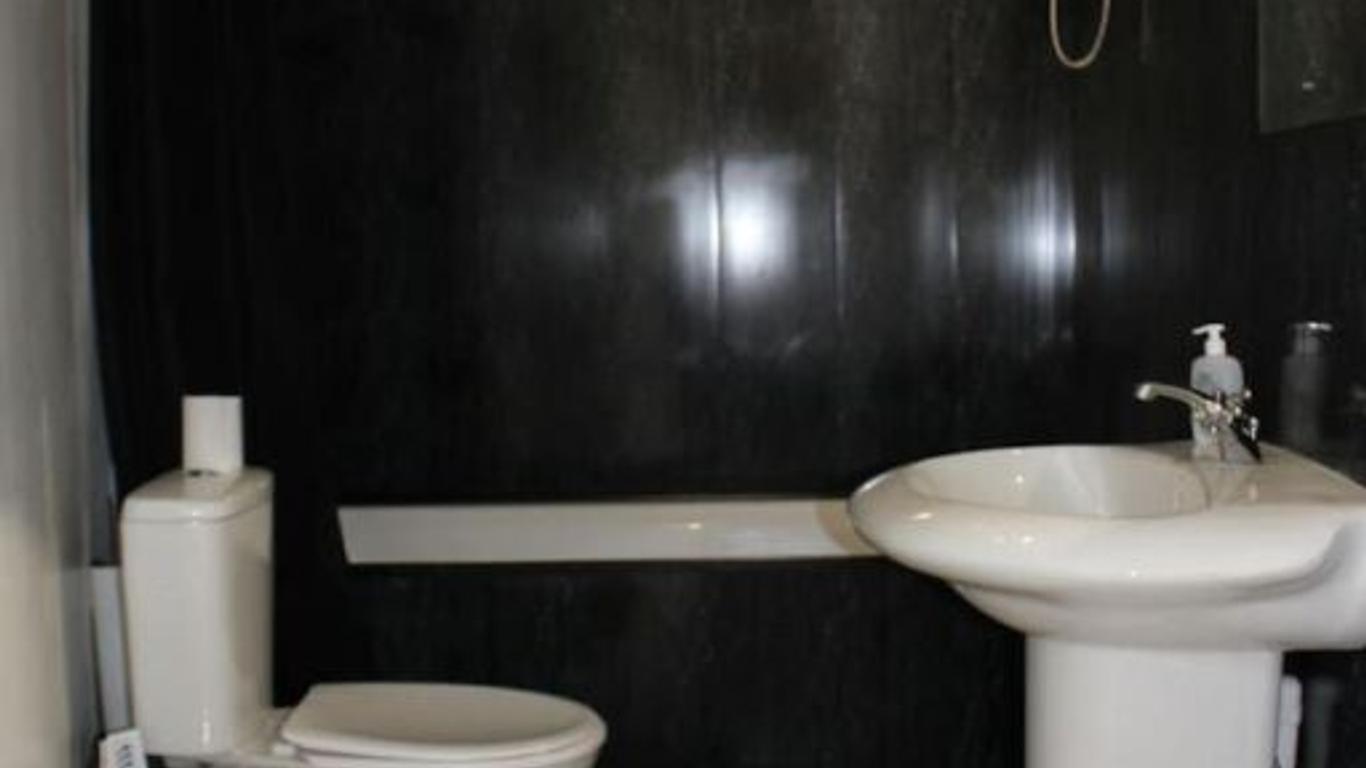 Napier Town House - Self Catering - Guesthouse Style - Twin and Double Rooms