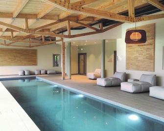 Hotel Restaurant Perle Des Vosges - Munster - Pool