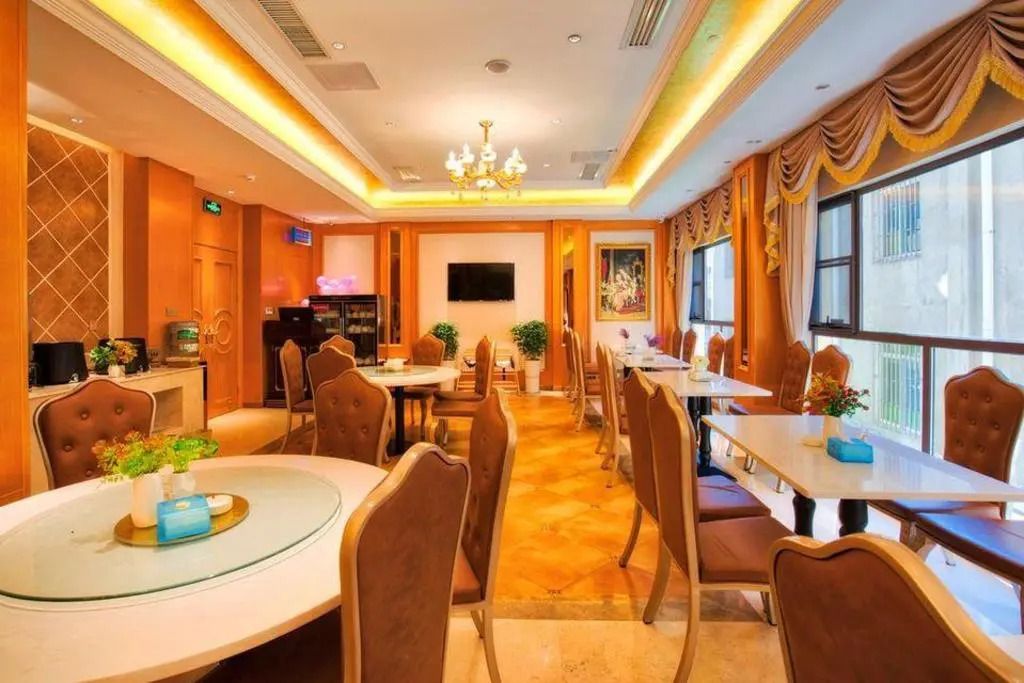 Vienna Hotel Kunming Beijing Road Chuanxin Gulou Metro Station - קונמינג - מסעדה