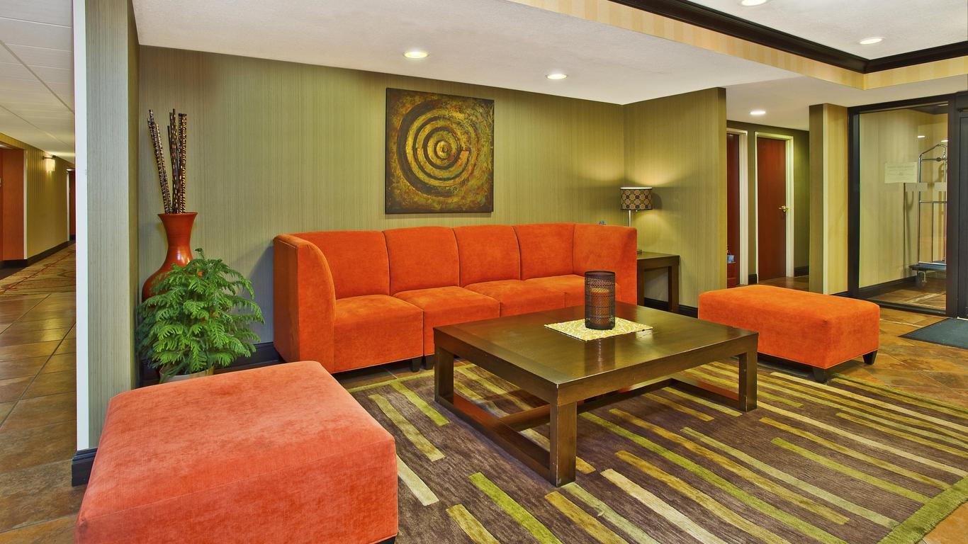 Holiday Inn Express & Suites Wabash