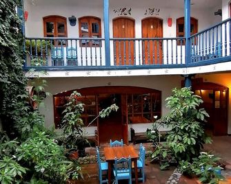 Doña Esther - Otavalo