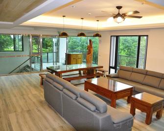 One City One Vacation Farm - Nantou City - Sala de estar