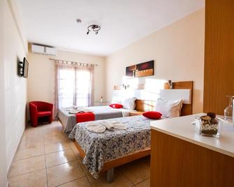 Avra Hotel - Ormos Panagias - Bedroom