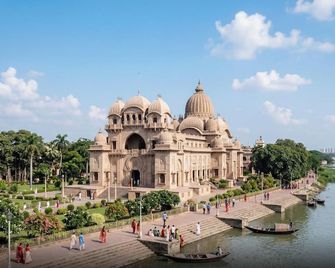 Super Hotel O Rishra Railway Station - Konnagar
