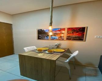 Cozy Autumn Flat, Comfort And Style In The Heart Of Vitória - Vitória de Santo Antão - Comedor