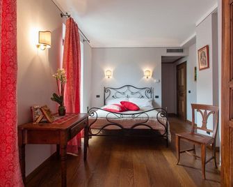 A' La Table Du Sommelier - Saint Vincent