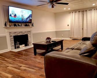 Abc Accommodations - Kernersville - Huiskamer