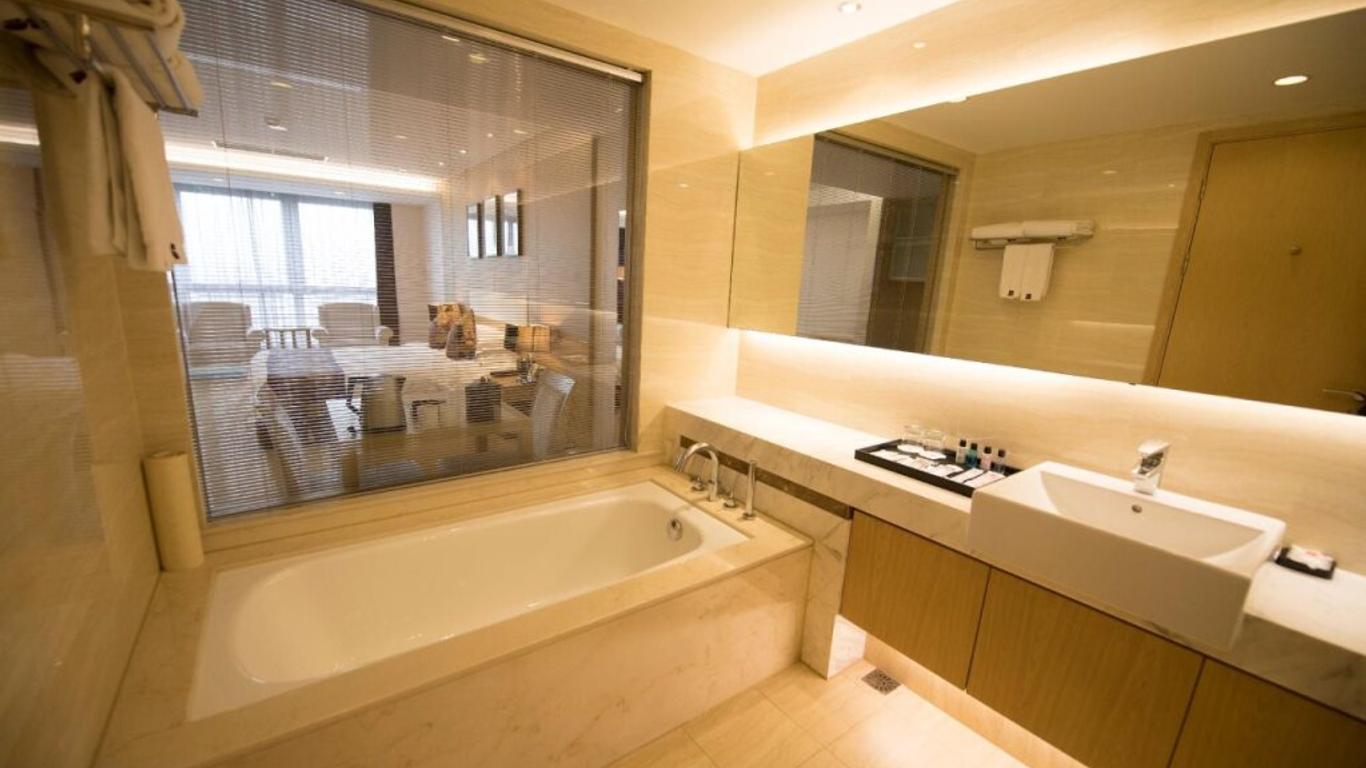 Suzhou Sun Plaza Hotel