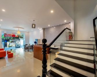 Sam Sam Hostel - Hoi An - Lobby