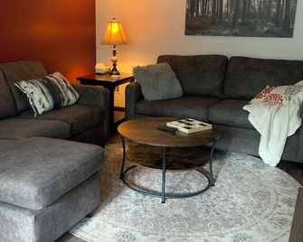 Private Apartment — Designed for Work & Comfort - Saint Thomas - Sala de estar