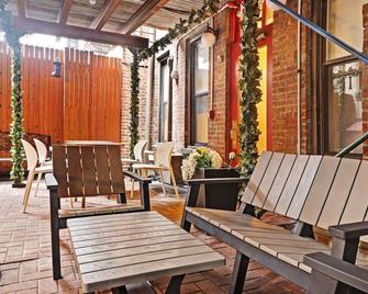 414 Hotel - New York - Patio