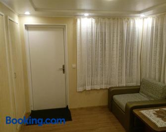 Koidula Holiday Home - Narva-Jõesuu - Soggiorno