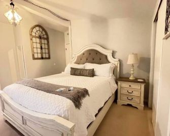 The Gooseloop Getaway 3 Bedroom house - Alturas - Ložnice