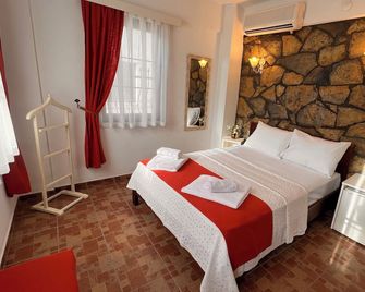 Adahan Otel Bozcaada - Bozcaada - Quarto