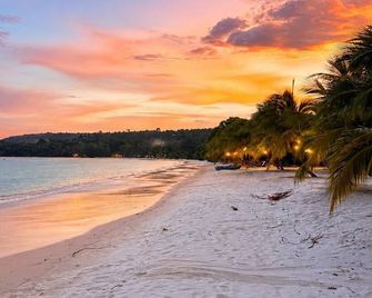 Arimatabe Beachfront Resort - Koh Rong - Strand