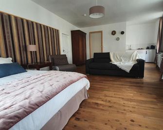 Aux Couleurs de Neuvy - Neuvy-Saint-Sépulchre