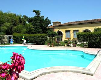 Cosy apartment in villa for 2 guests with pool, WIFI, TV, panoramic view and parking - Scarperia e San Piero - Piscina