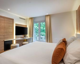 Best Western Premier Hotel Prince De Galles - מאהטו - חדר שינה