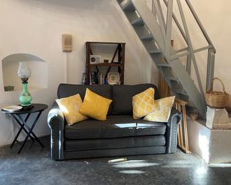 Tower 'Costantina' in the historical center with suggestive panoramas - Forio - Wohnzimmer